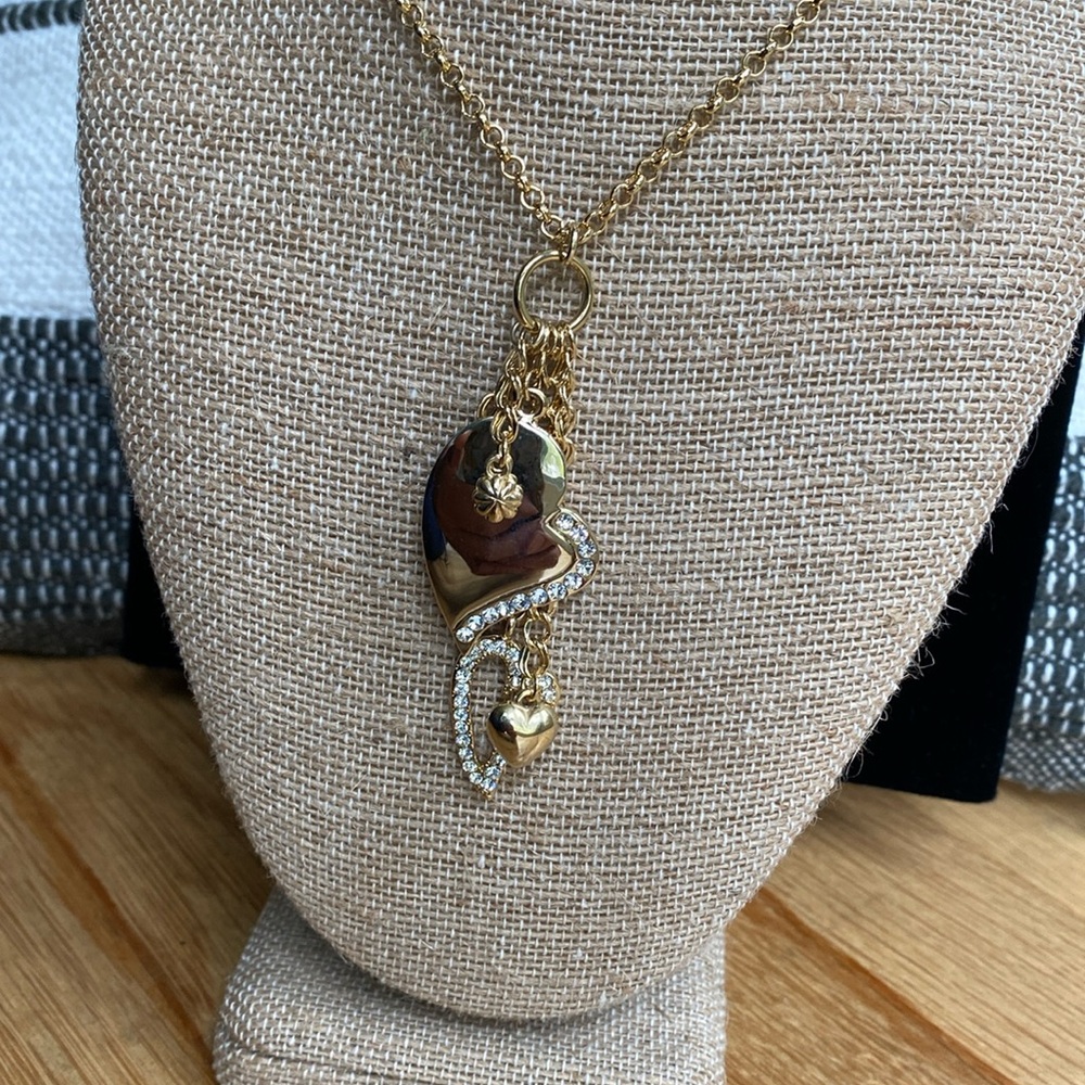 Vintage Cookie Lee NWT Gold Heart Charm Necklace